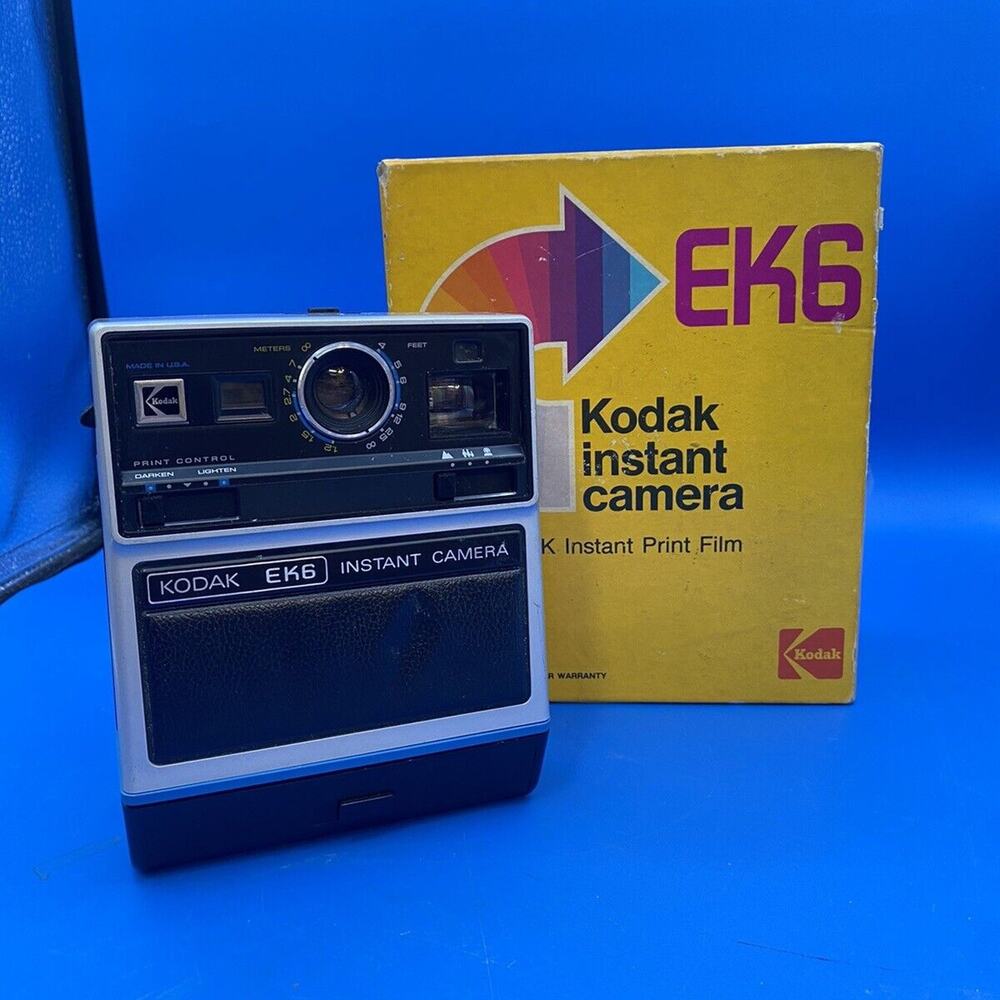 Vintage Kodak EK6 Instant Camera in original box (I2)